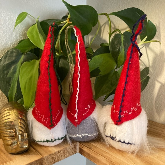Tomte Scandinavian gnome ornaments, set of three - Picture 3 of 4